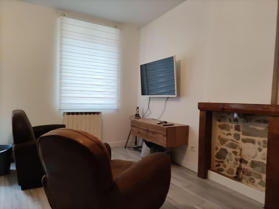 L'Atelier Cosy - Maison De Village Atypique Saint-Georges-d'Esperanche Buitenkant foto