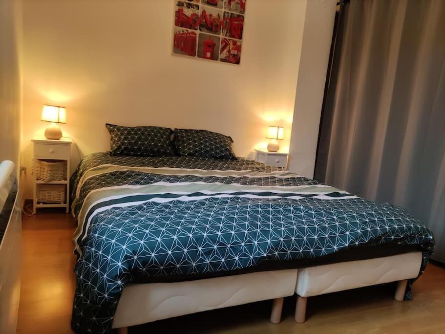 L'Atelier Cosy - Maison De Village Atypique Saint-Georges-d'Esperanche Buitenkant foto